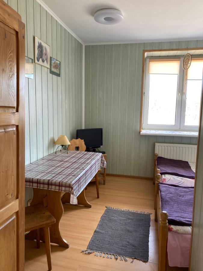 Osrodek Jezdziecki Bronkow Panzió Kültér fotó