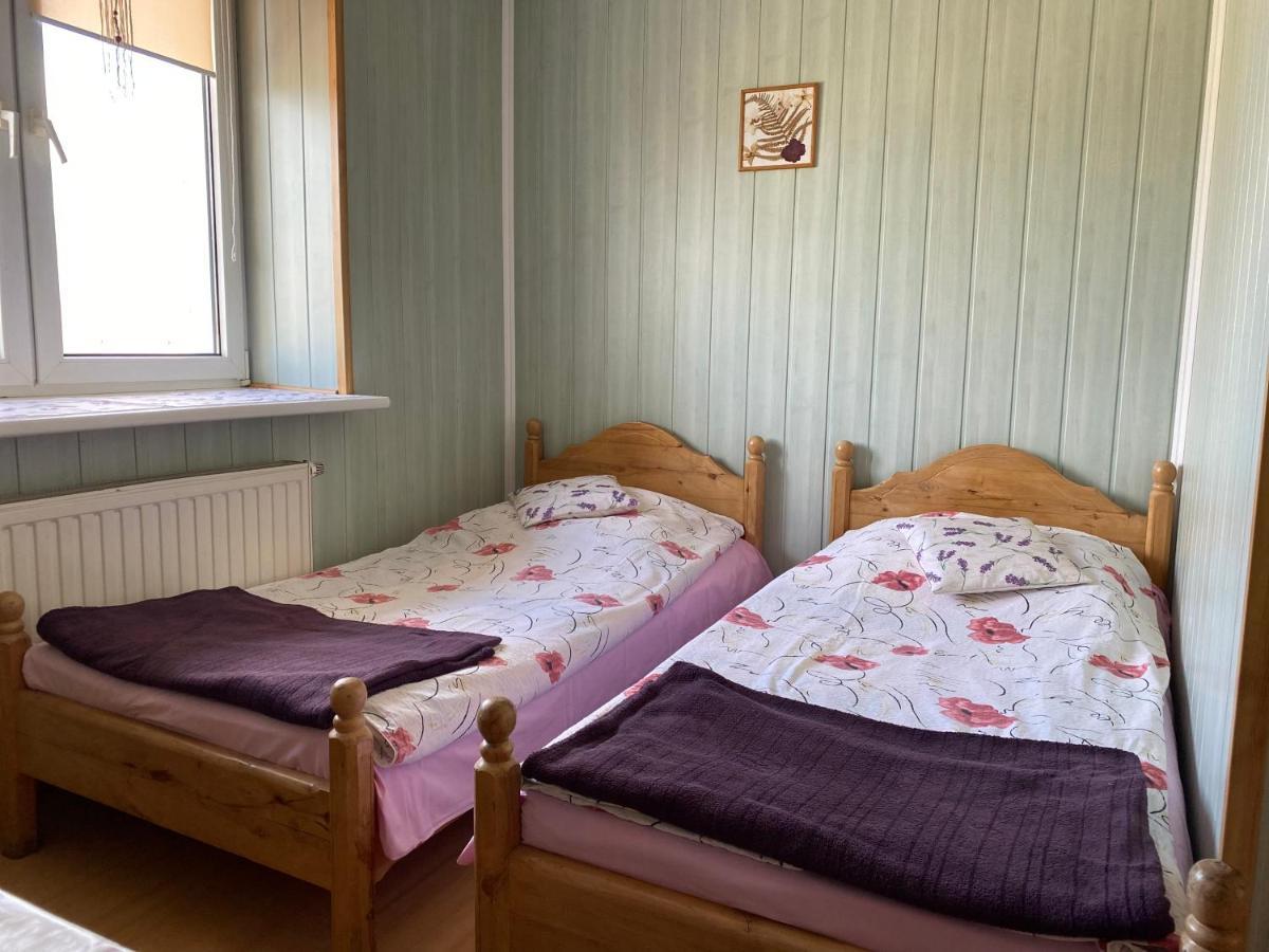 Osrodek Jezdziecki Bronkow Panzió Kültér fotó